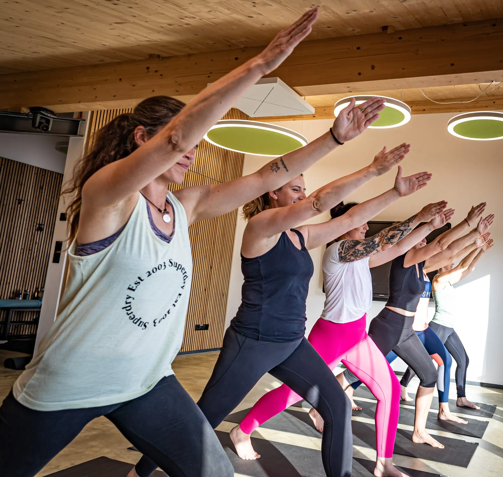 Hatha Vinyasa Yoga – 11er Block Freitag