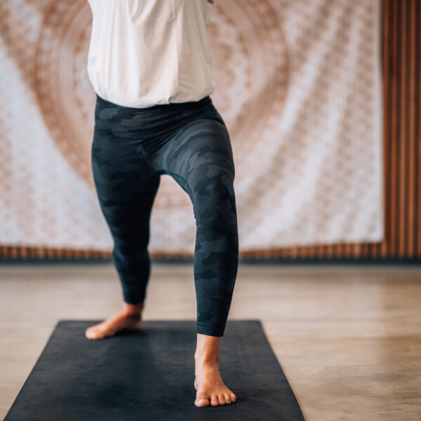 pixeltypen-riverroom_yoga-image-250715-7977