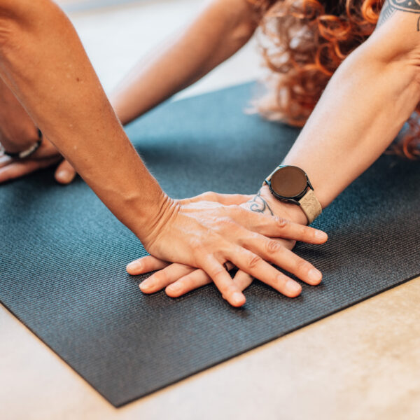 pixeltypen-riverroom_yoga-image-250715-8285